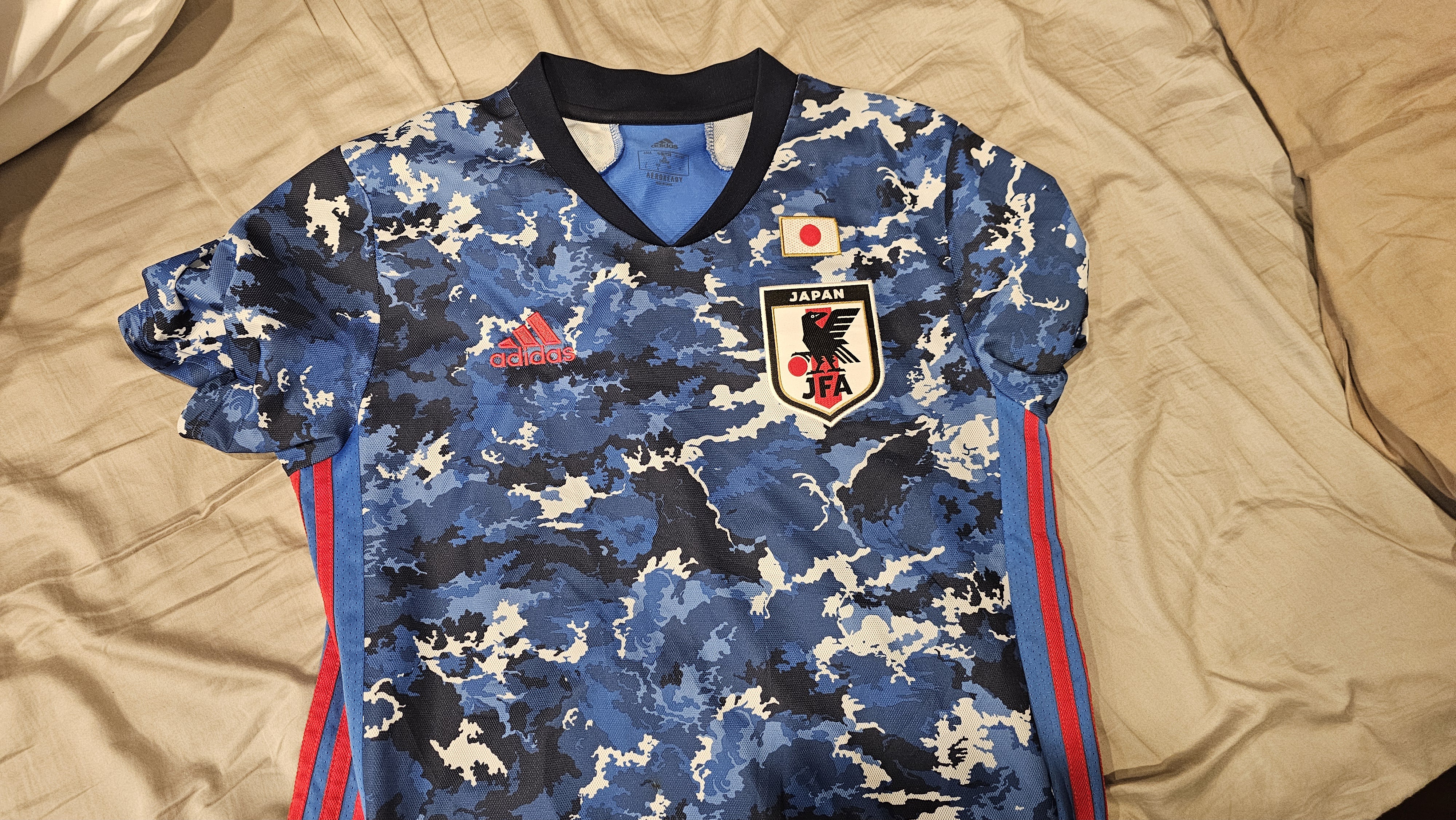 Japan top